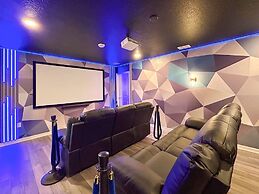 Upstay 20 Guest Capacity Mansion Near Disney