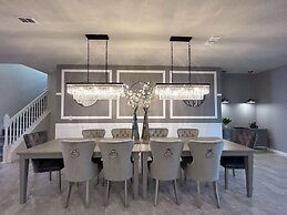 Upstay 20 Guest Capacity Mansion Near Disney