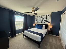 Upstay 20 Guest Capacity Mansion Near Disney