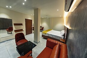 UPHILLS BOUTIQUE HOTEL