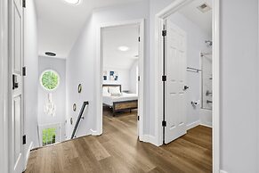 Family Retreat with Modern Comforts