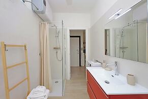 Rifugio incantato sul fiume Tevere