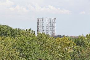 Rifugio incantato sul fiume Tevere