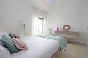 Rifugio incantato sul fiume Tevere