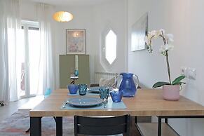 Rifugio incantato sul fiume Tevere