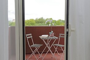 Rifugio incantato sul fiume Tevere