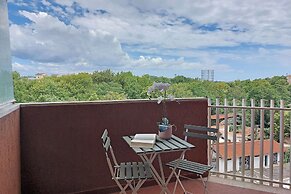 Rifugio incantato sul fiume Tevere