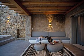 Mykonian Luxury Villa Filyra with Pool