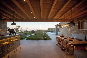 Mykonian Luxury Villa Filyra with Pool