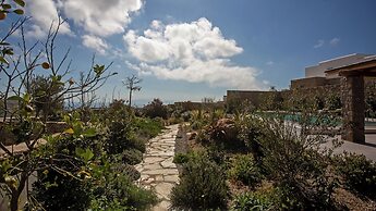 Mykonian Luxury Villa Filyra with Pool