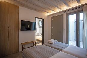 Mykonian Luxury Villa Filyra with Pool