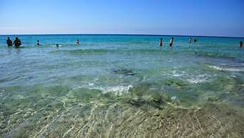 Charming Villa for 6 Guests Baia Verde Gallipoli