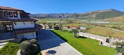 Pupa Winery Serene Stay