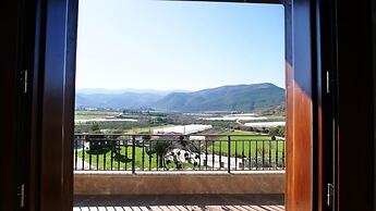 Pupa Winery Serene Stay