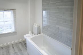 Regency Tavern Apartment 4 By My Getaways