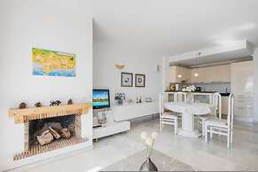 Sunny Flat With Pool in Riviera del Sol - Ref 96