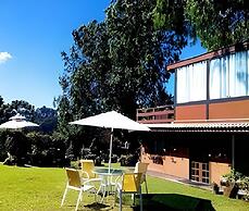 THE WRITERS HOUSE