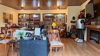 THE WRITERS HOUSE