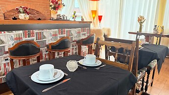 THE WRITERS HOUSE