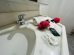 02 Dorm -Apenas 01 quadra da Rua Coberta