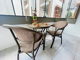 02 Dorm -Apenas 01 quadra da Rua Coberta