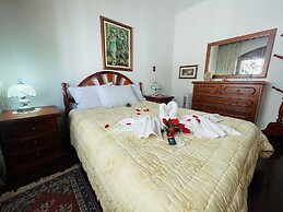 02 Dorm -Apenas 01 quadra da Rua Coberta