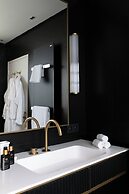 HIGHSTAY - Luxury Serviced Villa - Poincaré