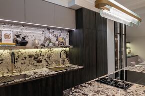 HIGHSTAY - Luxury Serviced Villa - Poincaré