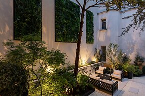 HIGHSTAY - Luxury Serviced Villa - Poincaré