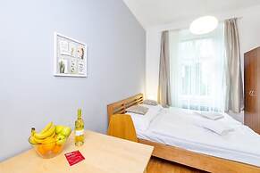Room & Parking Assistance