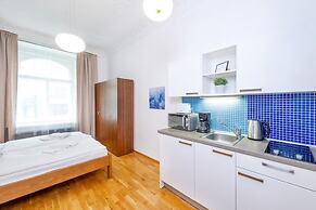 Room & Parking Assistance