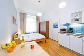 Room & Parking Assistance