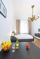 Room & Parking Assistance