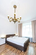 Room & Parking Assistance