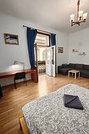 Old Town & Parking Assistance