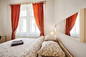 Old Town & Parking Assistance