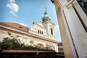 Old Town & Parking Assistance