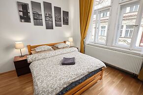 Old Town & Parking Assistance