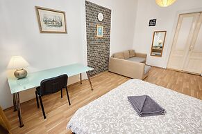 Old Town & Parking Assistance