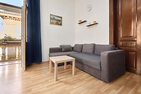 Old Town & Parking Assistance