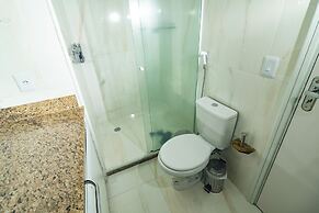 Tropical Executive Suit 1006