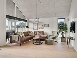 5 Star Holiday Home in Aakirkeby