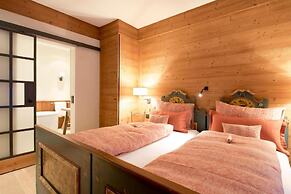 Lech Lodge - LEGENDARY