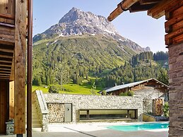 Lech Lodge - LEGENDARY