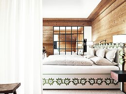 Lech Lodge - LEGENDARY