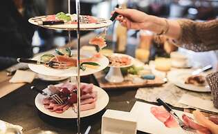 Lech Lodge - LEGENDARY