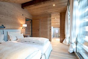 Lech Lodge - LEGENDARY