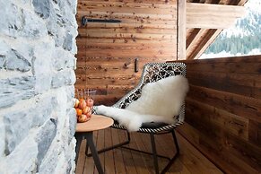 Lech Lodge - LEGENDARY