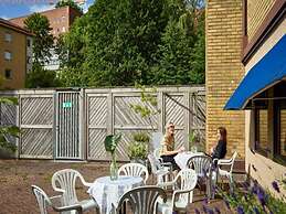 6 Person Holiday Park Home in Goteborg