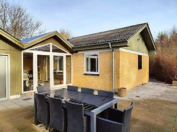 4 Star Holiday Home in Hals